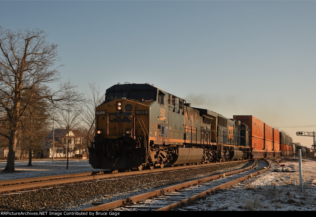 CSX 592